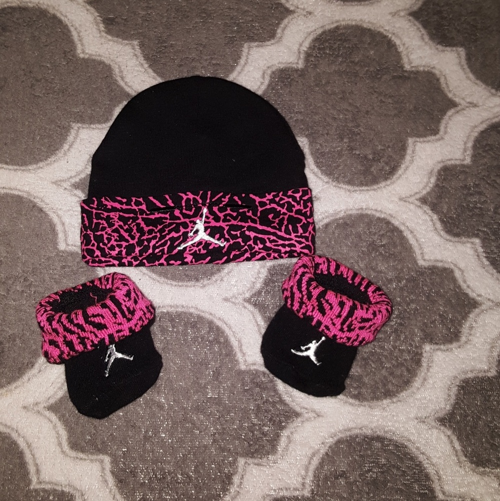 Jordan baby infant unisex hat and booties "socks"